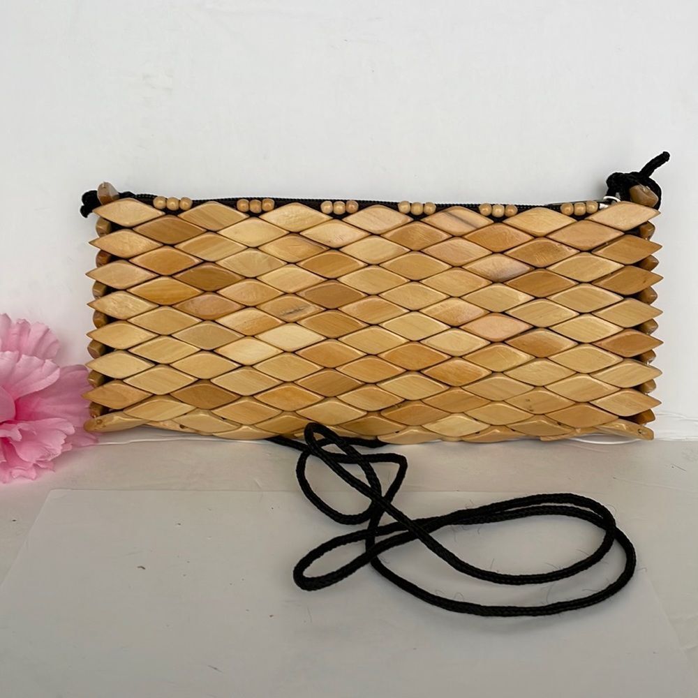 ‎HAND CRAFTED BRAZILIAN WOODEN PURSE